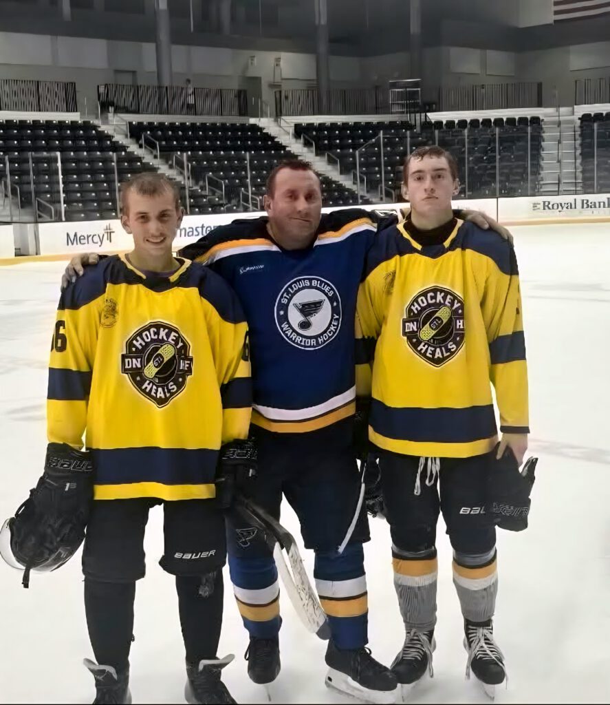 dawgbowl hockey players