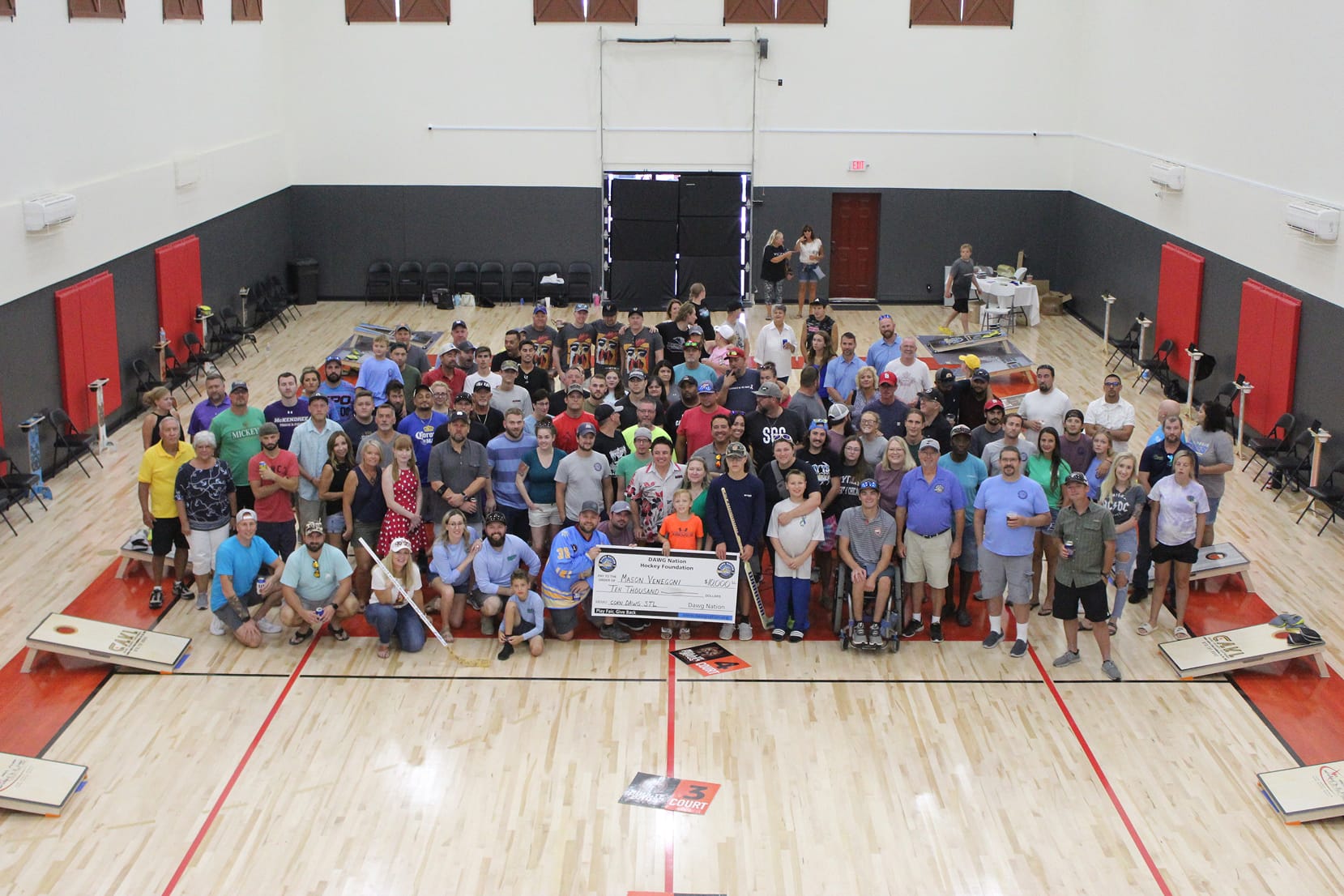 dawgnation people in a gym